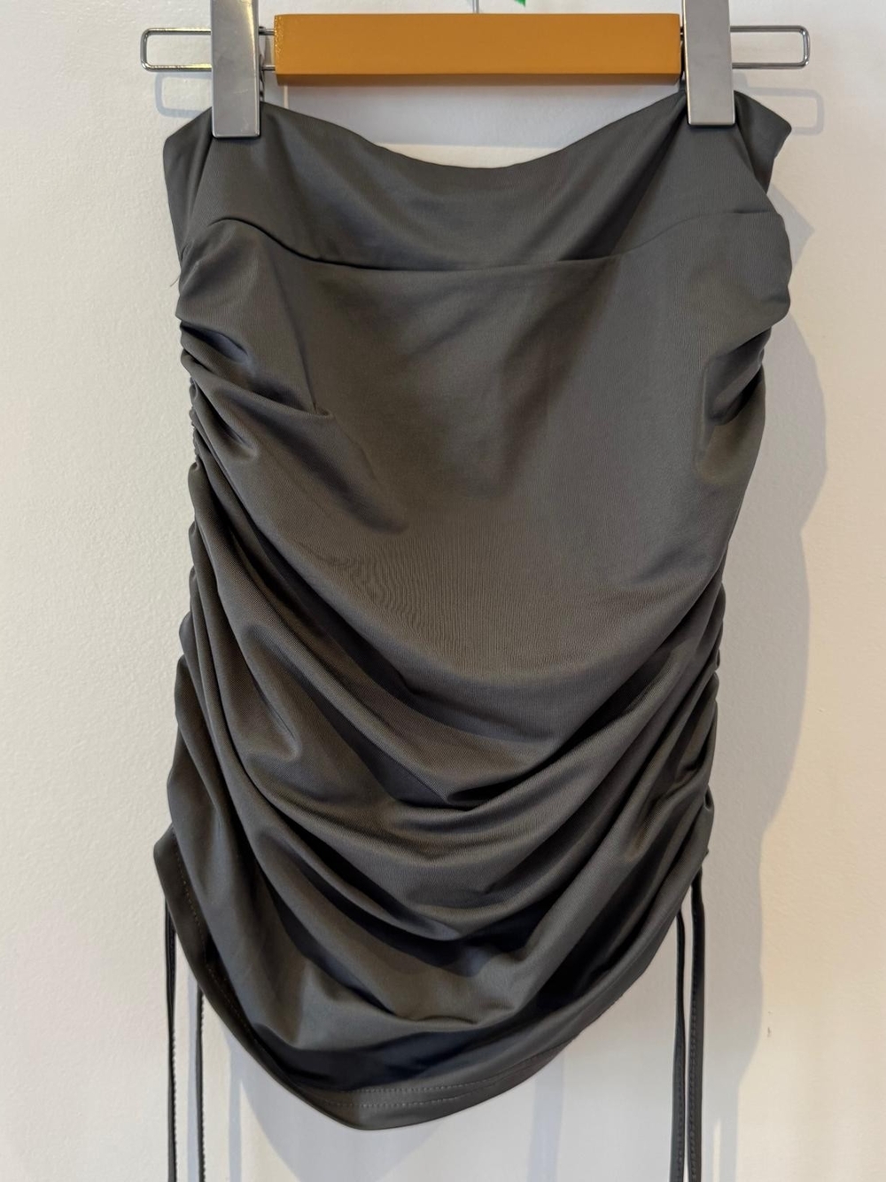 Dazy Dark Grey Adjustable Ruched Strapless Tube Top M